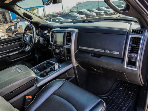 Used 2017 RAM 2500 Limited image 20