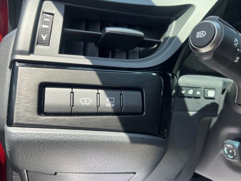 Used 2025 Lexus ES 350 Ultra Luxury FWD image 15