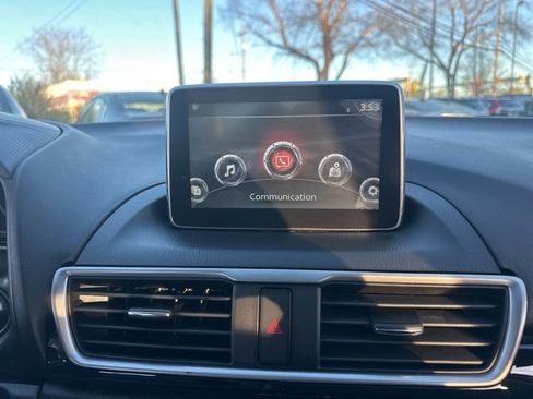 Used 2016 MAZDA MAZDA3 i Grand Touring image 14