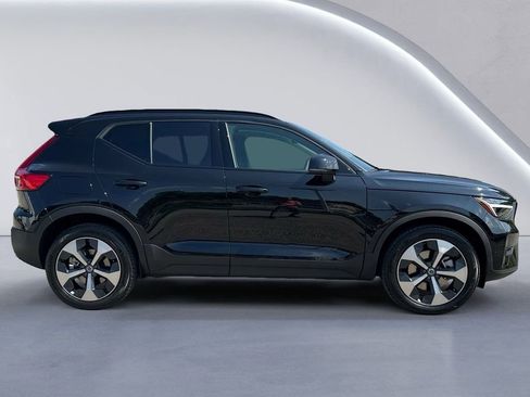 New 2026 Volvo XC40 B5 Plus w/ Protection Package Premier image 3