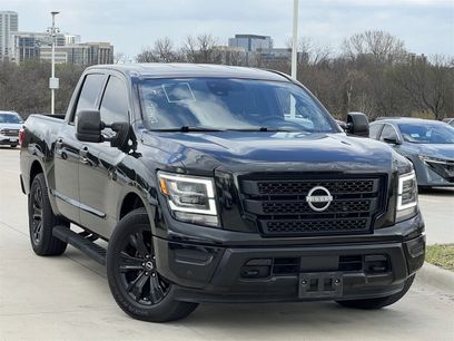 Used 2024 Nissan Titan SV w/ SV Convenience Package