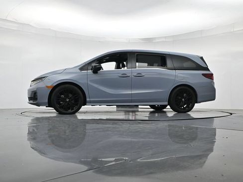 Used 2025 Honda Odyssey Sport-L image 40