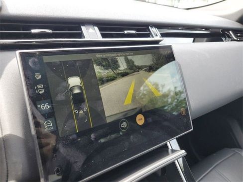 Used 2025 Land Rover Range Rover Velar Dynamic SE image 90