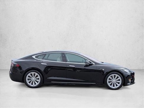 Used 2018 Tesla Model S 100D AWD/4WD image 4