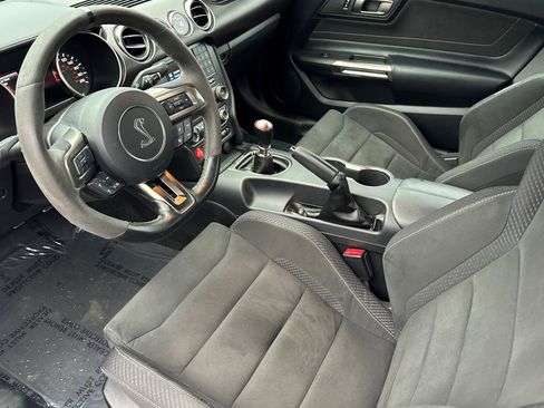 Used 2017 Ford Mustang Shelby GT350 image 4