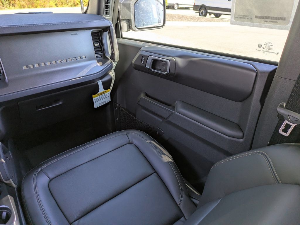 New 2025 Ford Bronco Badlands AWD/4WD image 18
