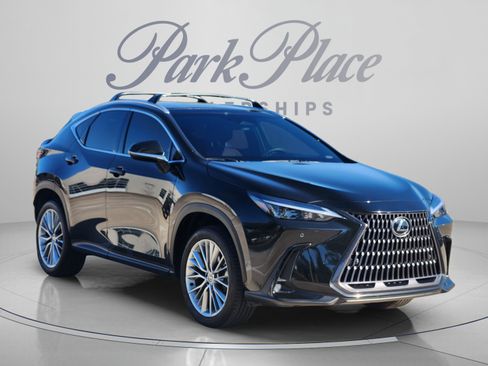 Used 2025 Lexus NX 450h+ AWD w/ Accessory Package (2T) image 4