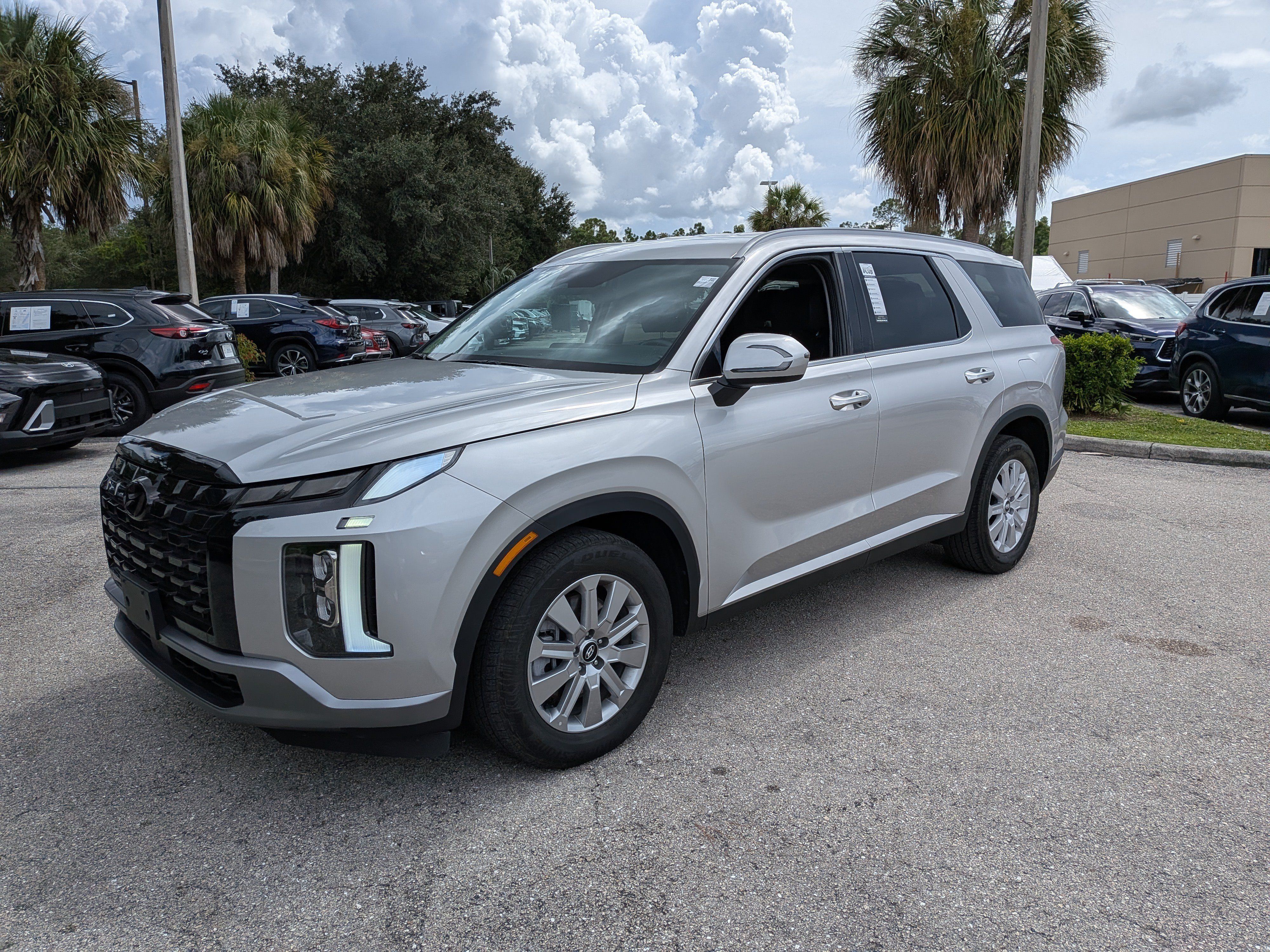 Used 2025 Hyundai Palisade SEL AWD/4WD image 8