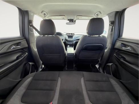 Used 2022 Chevrolet TrailBlazer LT w/ Driver Confidence Package image 7