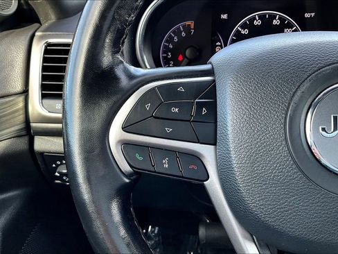 Used 2021 Jeep Grand Cherokee Laredo X image 20