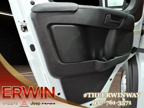 Used 2024 RAM ProMaster 2500 w/ Convenience Group FWD image 10