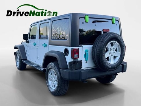 Used 2014 Jeep Wrangler Unlimited Sport w/ Quick Order Package 24S AWD/4WD image 7