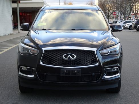 Used 2017 INFINITI QX60 Luxe w/ Premium Plus Package image 2