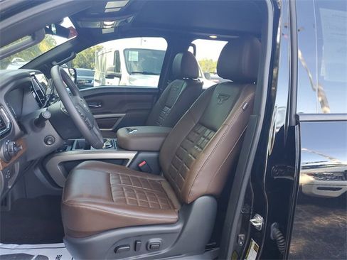 Certified 2024 Nissan Titan Platinum Reserve w/ Moonroof Package image 13
