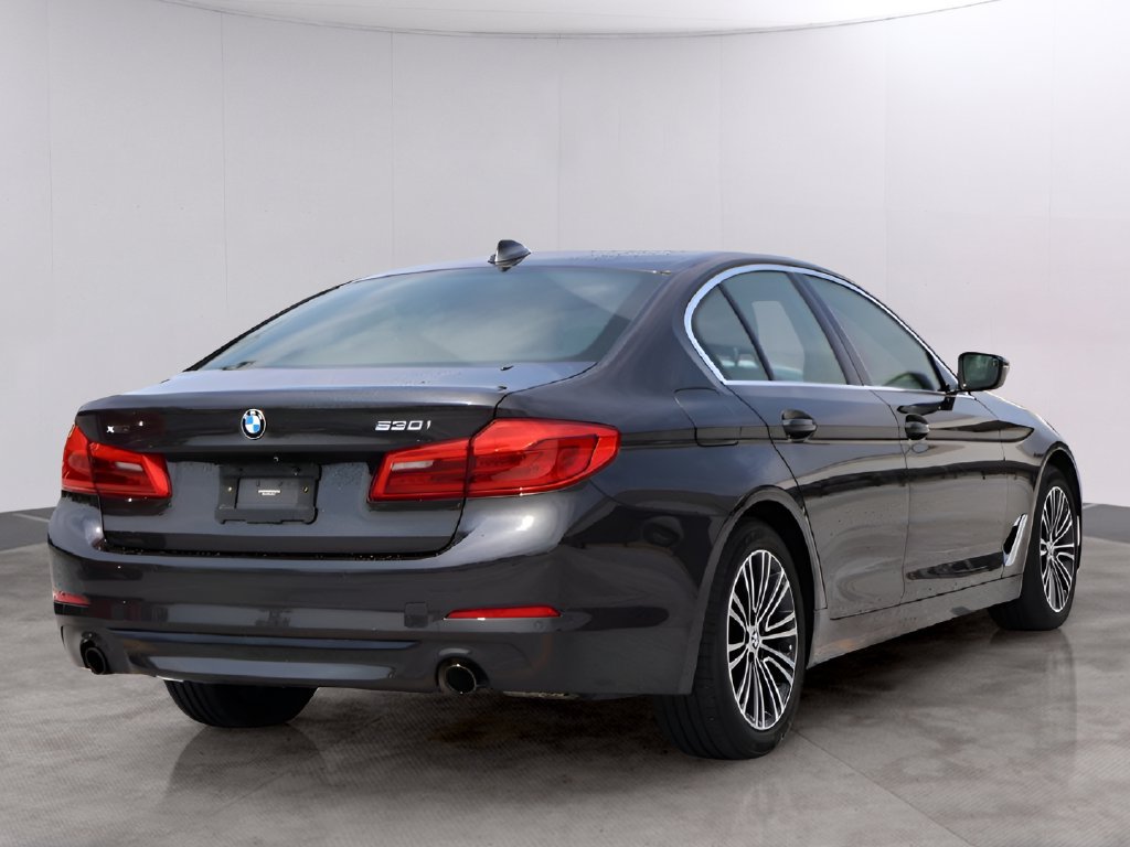 Used 2019 BMW 530i xDrive w/ Convenience Package AWD/4WD image 7