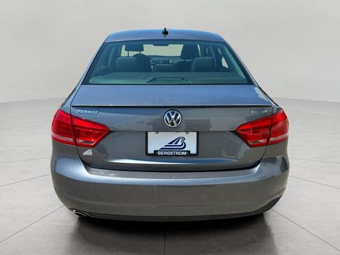 Used 2015 Volkswagen Passat TDI SE FWD image 6