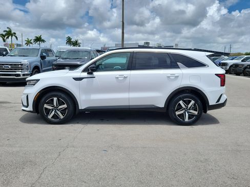 Used 2022 Kia Sorento EX w/ Panoramic Sunroof Package FWD image 8