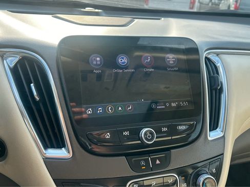 Used 2024 Chevrolet Malibu LT image 32