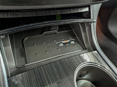 Used 2016 Chevrolet Impala LT w/ Leather Package image 24