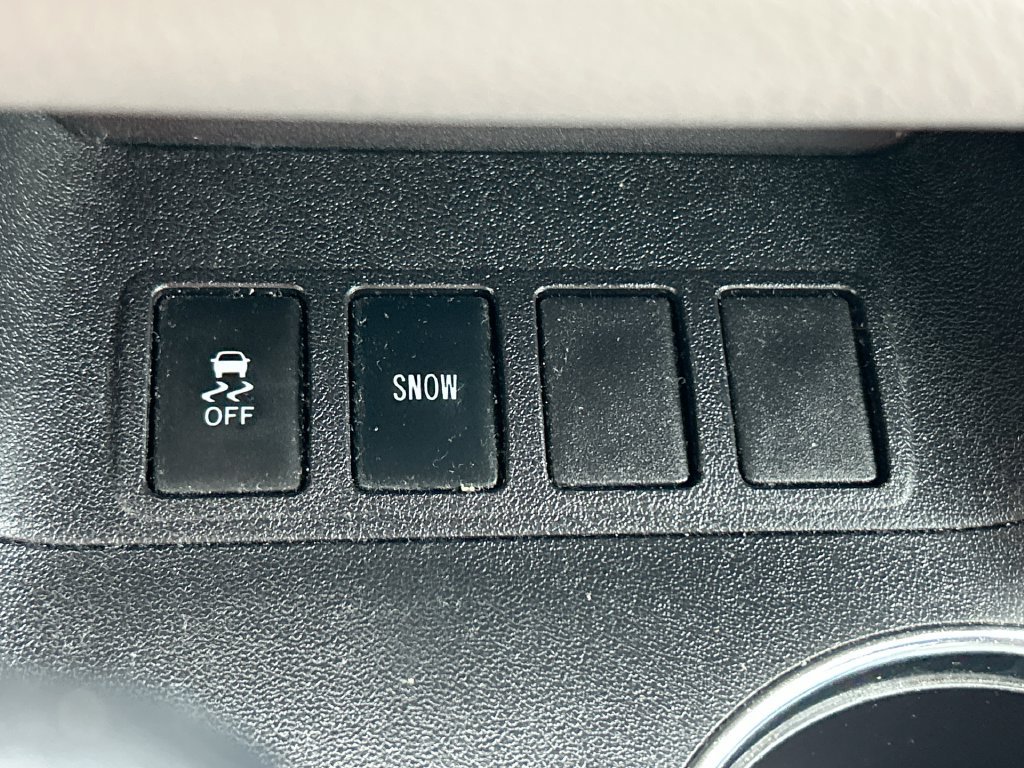 Used 2019 Toyota Highlander LE FWD image 31