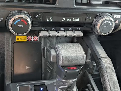 Used 2024 Toyota Tacoma TRD Sport w/ TRD Sport Upgrade Package AWD/4WD image 17
