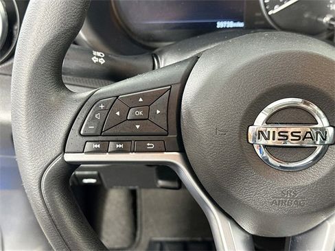 Used 2021 Nissan Kicks SV image 18