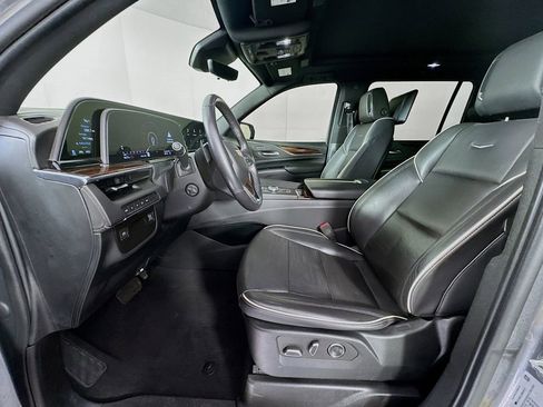 Used 2021 Cadillac Escalade ESV Premium Luxury image 24