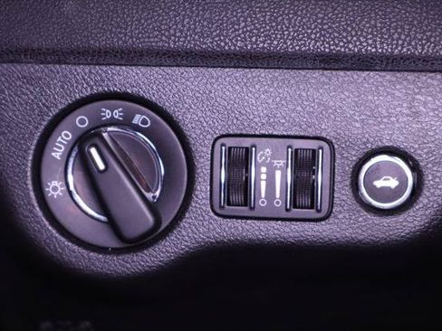 Used 2022 Chrysler 300 Touring w/ Sport Appearance Package RWD image 24