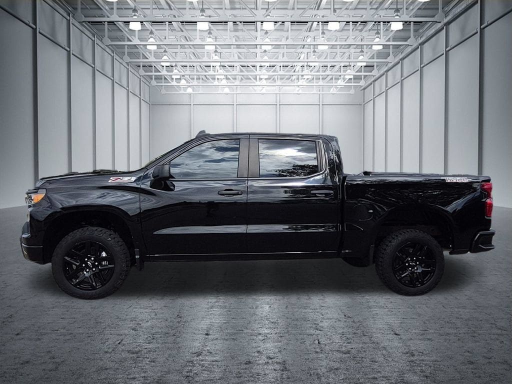 Certified 2023 Chevrolet Silverado 1500 Custom Trail Boss AWD/4WD image 2
