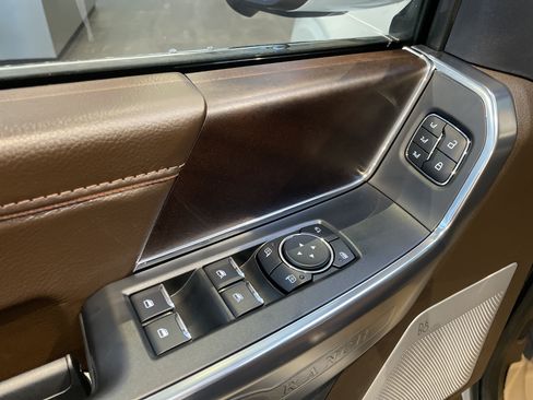 Used 2025 Ford F150 King Ranch AWD/4WD image 15