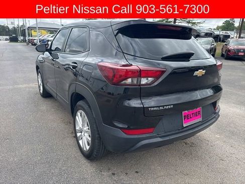 Used 2021 Chevrolet TrailBlazer LS image 5