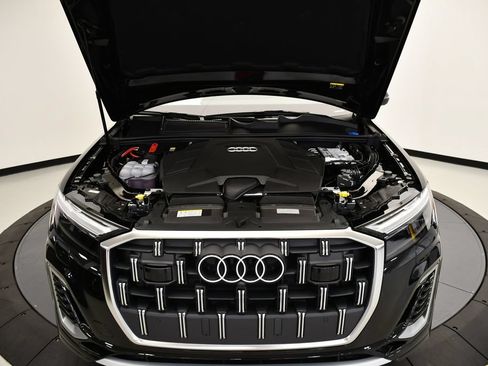Used 2025 Audi Q7 3.0T Premium Plus w/ Premium Plus Package AWD/4WD image 12
