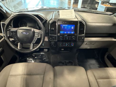 Used 2020 Ford F150 XLT w/ Equipment Group 302A Luxury AWD/4WD image 15