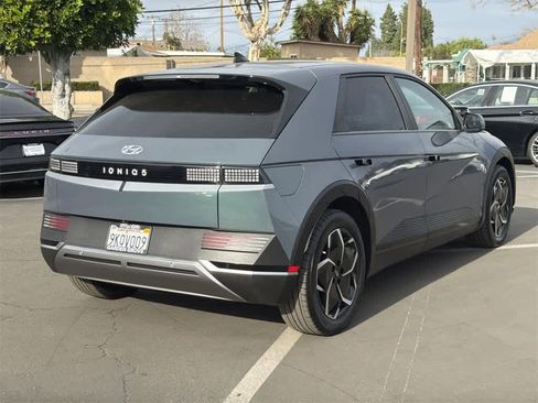 Used 2024 Hyundai Ioniq 5 SEL image 6