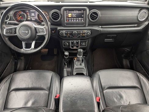 Used 2018 Jeep Wrangler Unlimited Sahara w/ Cold Weather Group image 15