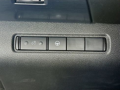 Used 2023 Nissan Pathfinder Rock Creek AWD/4WD image 11