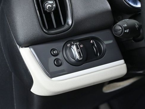 Used 2019 MINI Cooper Countryman S image 19