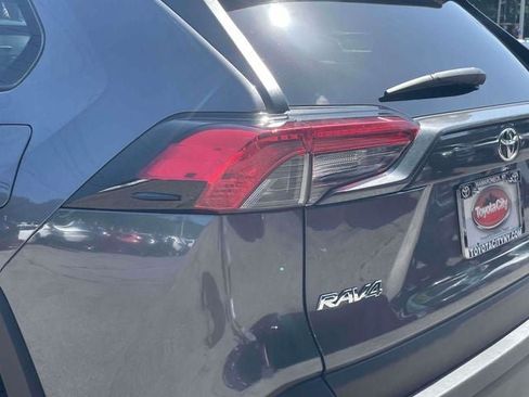 Used 2025 Toyota RAV4 XLE AWD/4WD image 13