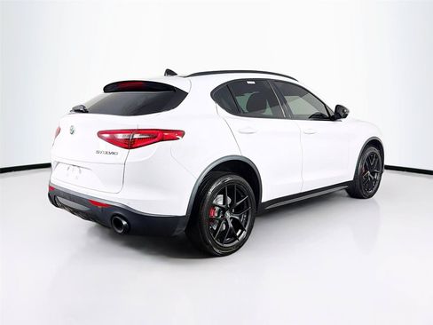 Used 2019 Alfa Romeo Stelvio AWD w/ Nero Edizione image 11