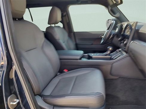 Used 2024 Lexus GX 550 550 Premium+ image 19