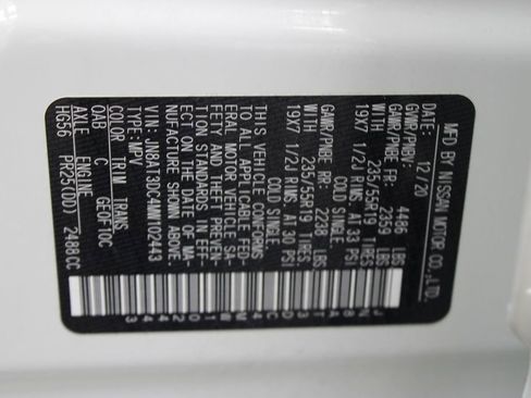 Certified 2021 Nissan Rogue Platinum FWD image 33