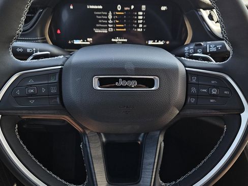 New 2026 Jeep Grand Cherokee Limited RWD image 25