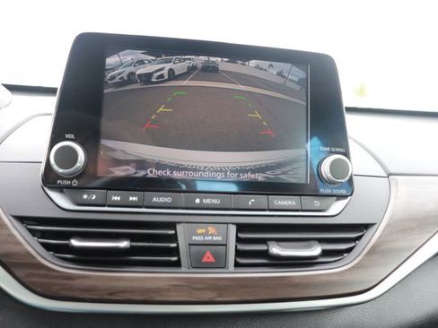 Used 2023 Nissan Altima 2.5 SV image 25