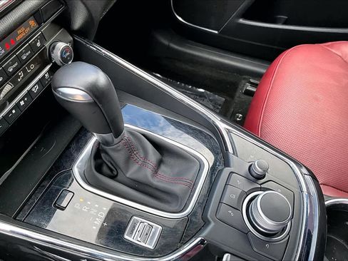 Used 2023 MAZDA CX-9 Carbon Edition image 17