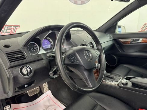 Used 2010 Mercedes-Benz C 300 Sedan image 10