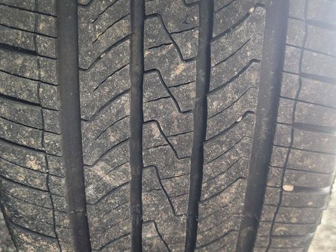 Used 2017 Subaru Forester 2.5i Touring AWD/4WD image 41