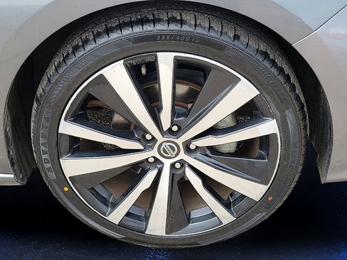 Used 2021 Nissan Altima 2.5 SR FWD image 7