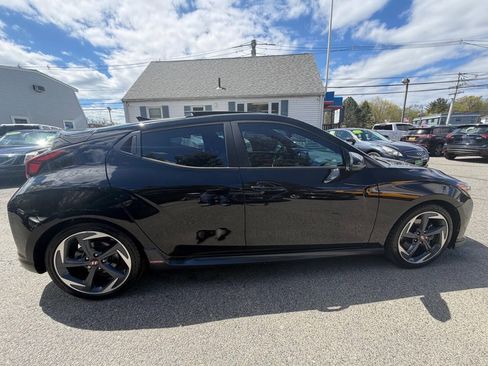 Used 2019 Hyundai Veloster Turbo FWD image 17