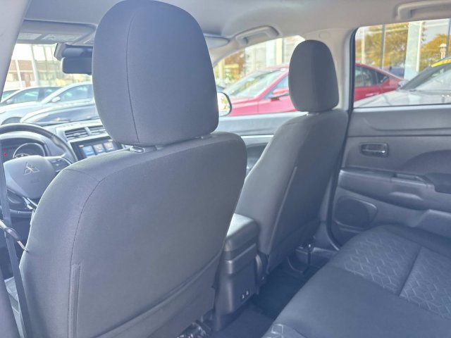 Used 2026 Mitsubishi Outlander Sport ES AWD/4WD image 26