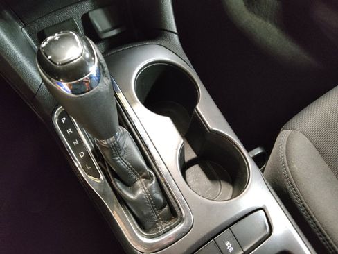 Used 2018 Chevrolet Cruze LT w/ Convenience Package image 26